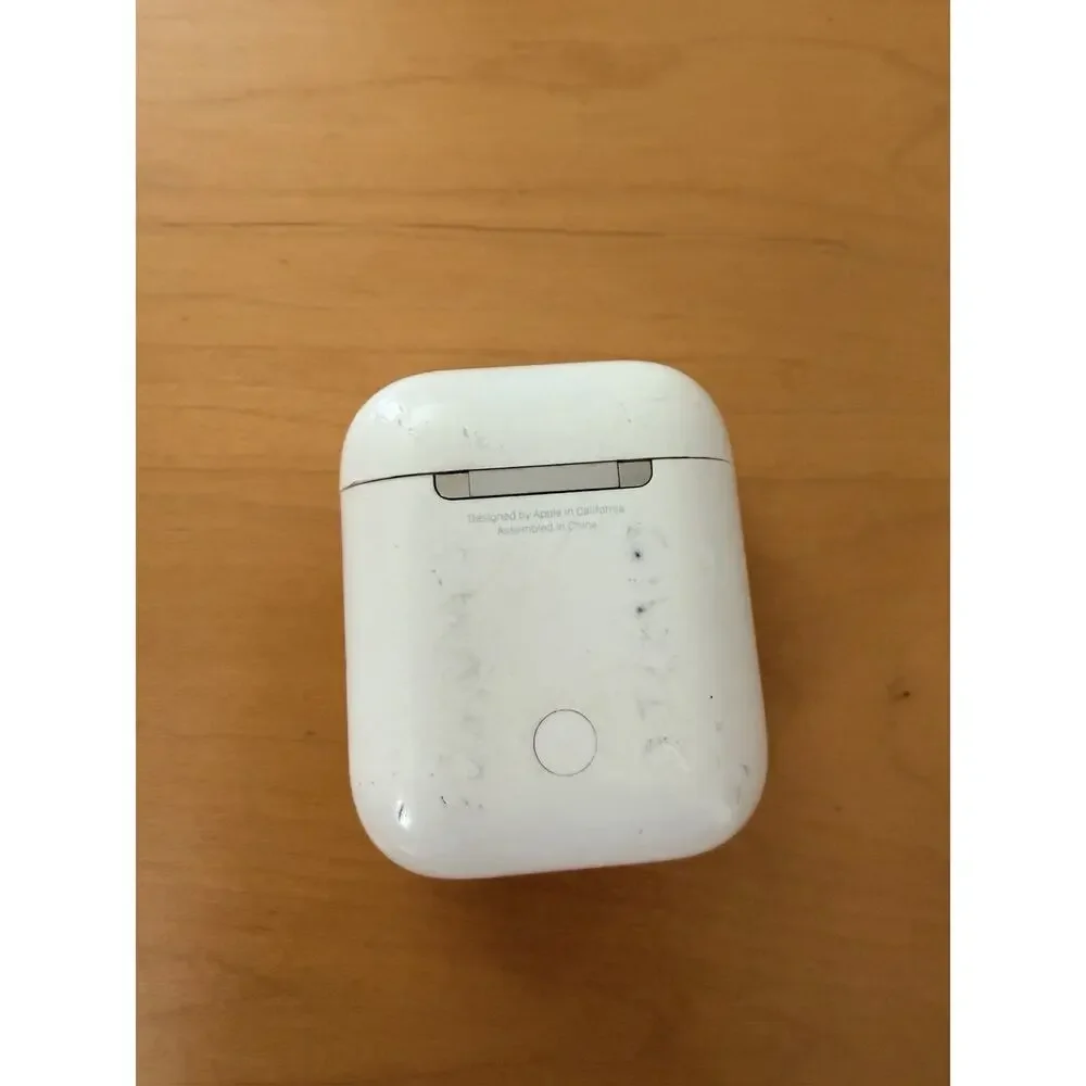 Apple iPhone Pro 2nd Generation with Wireless Charging Case